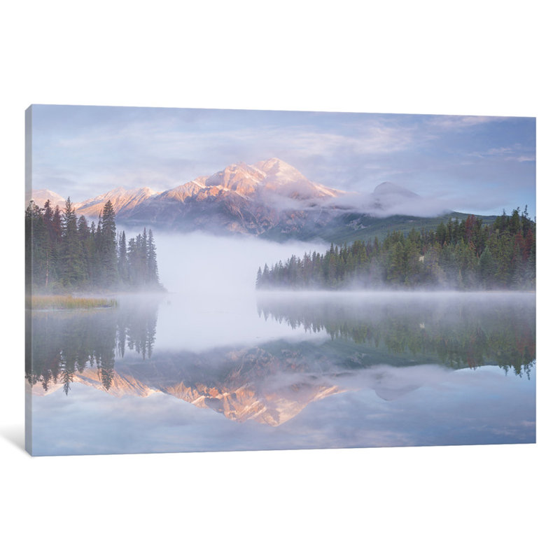 Pyramides of jasper, reproduction de photo sur toile tendue, H 40 po x l 60 po x P 1,5 po