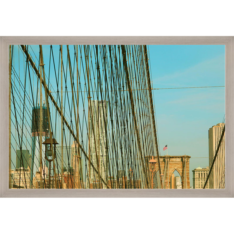 «Bridges of NYC Part 7», art mural encadré, H 25,75 po x l 37,75 po, Argent