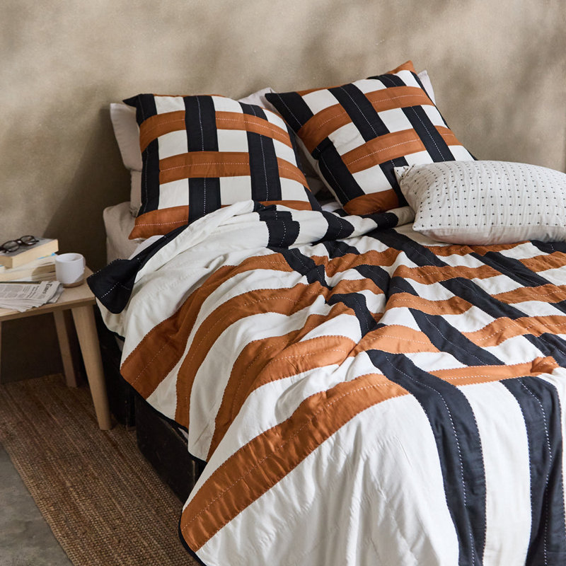 Woven Patchwork Quilt Bedding, Queen Quilt 