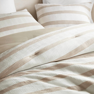 3 - Piece Bedding For Full/Queen: Inspired Look, 200Gsm Fill, And Machine Washable Luxury Full/Queen Dyed Comforter With 2 Pillow Shams: Coastal Style Influence, Breathable Soft Microfiber Back