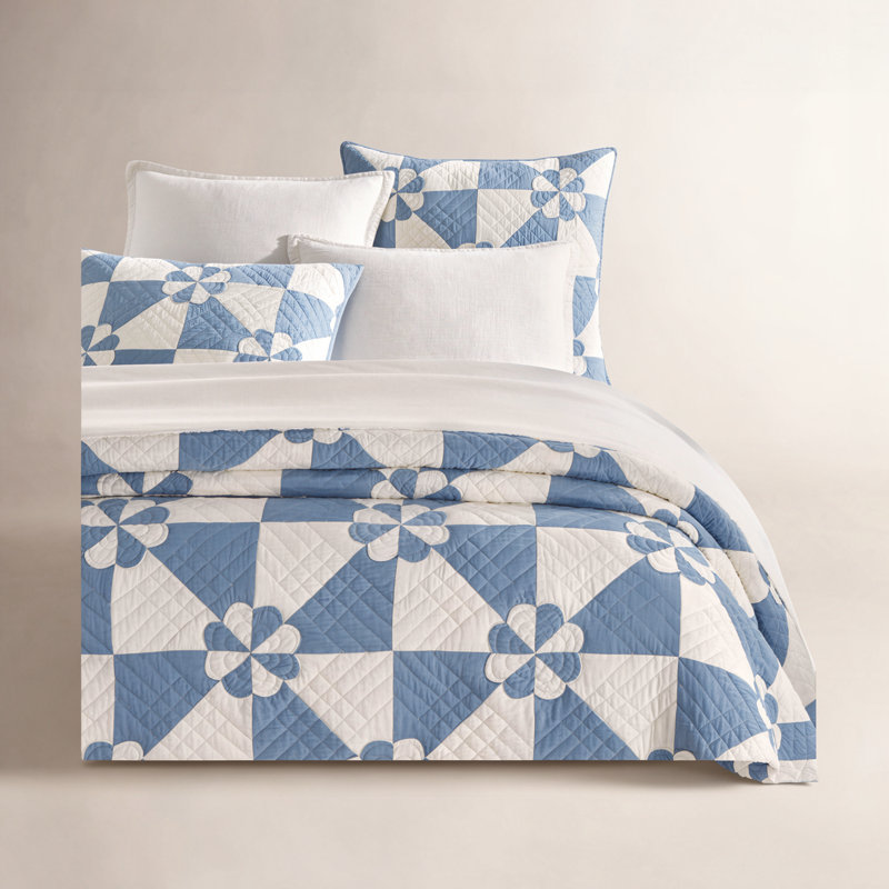 Sunny Side Quilt, Full/Queen Quilt, Black