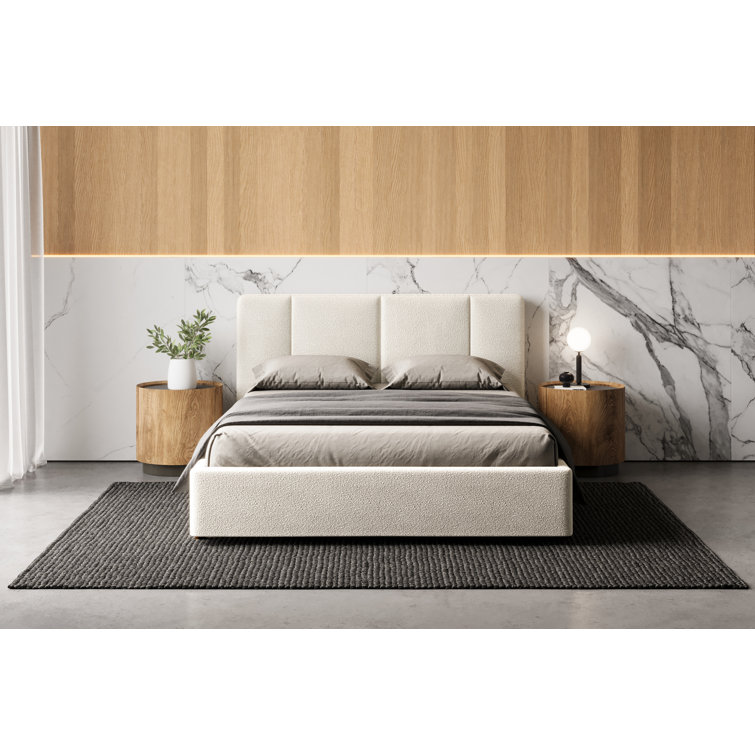 Venice Baldassare Upholstered Bed