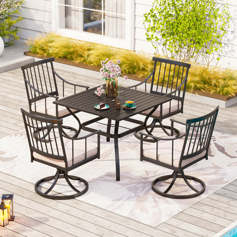 Ensemble repas extérieur pour 4 personnes Argyri