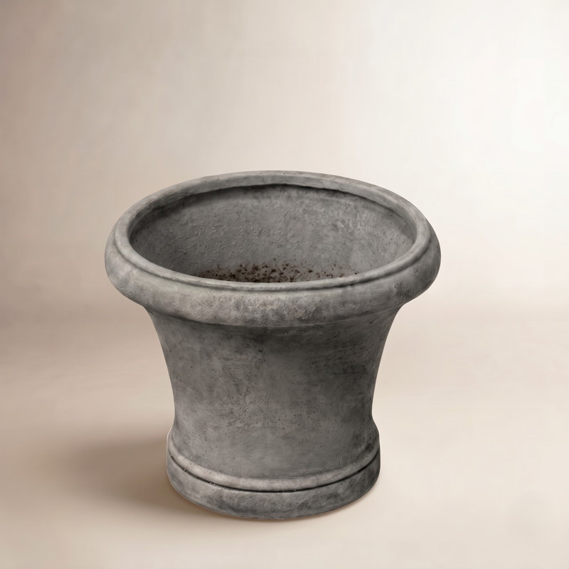 Westport 18" Pot Planter, Copper Bronze