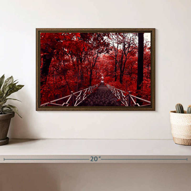 Arbres rouges, 13 po x 9 po, Cadre flottant en noyer