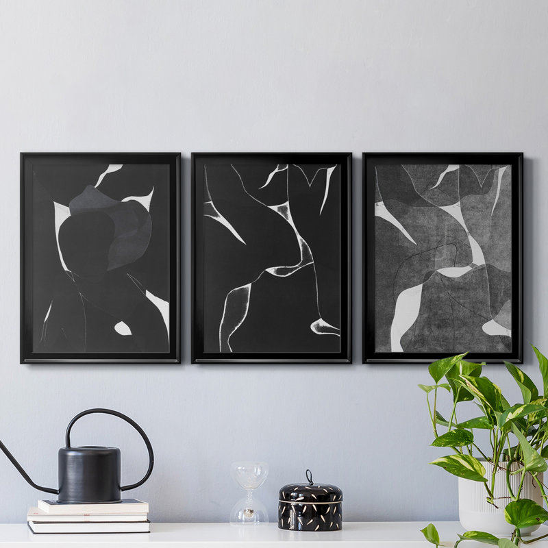 «Night Bloom I», reproduction encadrée de qualité supérieure, prête à être accrochée, Noir, H 36,5 po x l 79,5 po x P 1 po