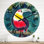 Toucan sur une branche d'arbre avec des feuilles d'émeraude - Horloge murale traditionnelle