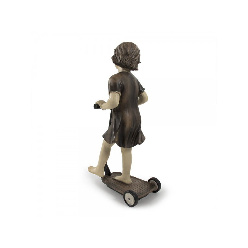 Statue fille on scooter Falkner