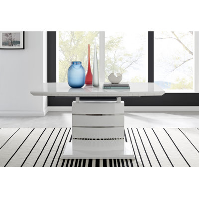 Chowchilla Extendable Dining Table