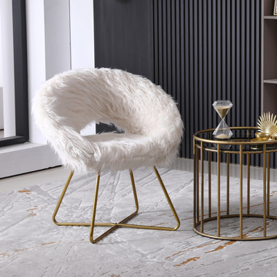Chaise d'appoint rembourrée en fausse fourrure
