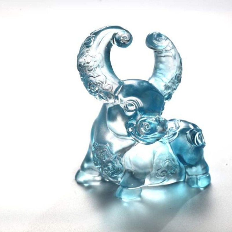 LIULI Crystal, Zodiac Figurine, Year of the Ox | Daring Bull