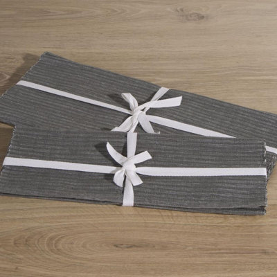 Solid Colour Table Runner