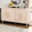 Buffet 59 po courbé rétro avec grain de bois vertical et grandes poignées en bois, tablettes réglables pour le rangement de la cuisine et de la salle à manger, blanc antique-710782960