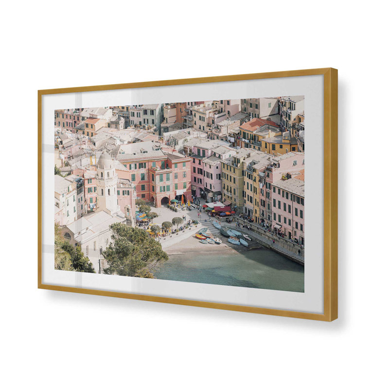 Imprimé Riviera Riviera, 13.25" H x 17.25" W x 1.25" D, Cadre simple en or poli