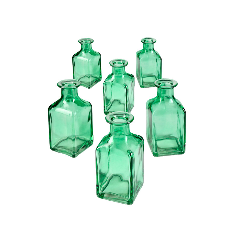 Ensemble de 36 vases à bourgeons en verre vert Red Barrel Studio® de style bouteille rétro - vases élégants, centre de table décoratif en verre pour la réception de mariage, décoration intérieure, 2 po carrés et 4,5 po de hauteur