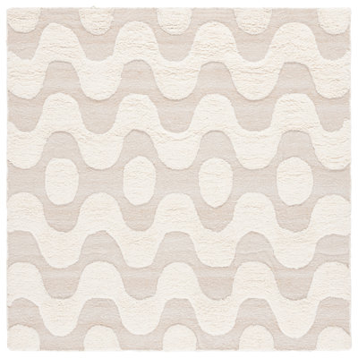 Mullen Hand-Woven Geometric Rug