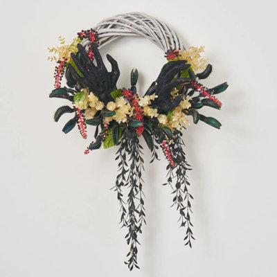 Couronne de porte d'Halloween Fright Night - Venus Flytrap, Goules, Pokeberry et Eucalyptus