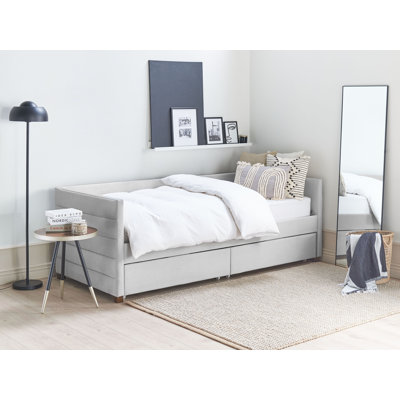 Aaraya Upholstered Daybed