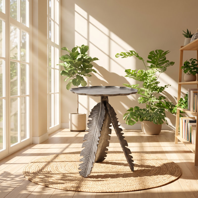 Table d'appoint ronde en aluminium argent antique Leaf, 43 cm L x 43 cm P x 50 cm H