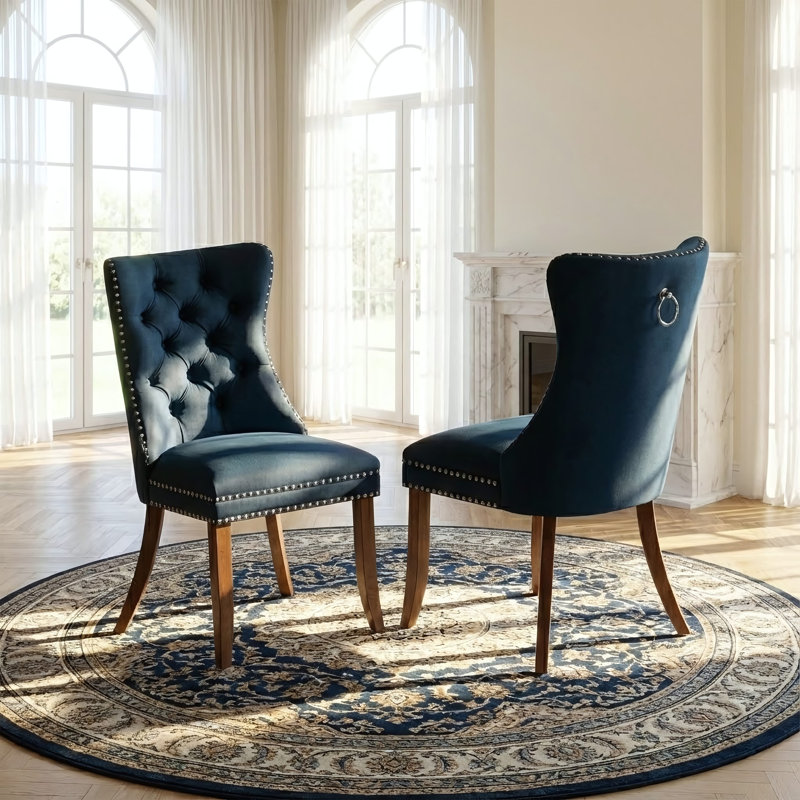 Chaises de cuisine Parson, poignées capitonnées et à dossier, pieds en bois massif, garniture cloutée et chaises de salle à manger en tissu de polyester bleu marine, ensemble de 2, espresso