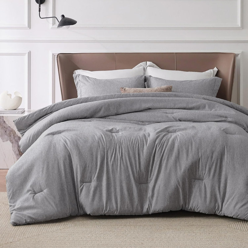 Bedsure Comforter Set - Soft Bedding for All Seasons, Cationic Dyed Bed Set, King Comforter + 2 Pillow Shams, Dark Gray