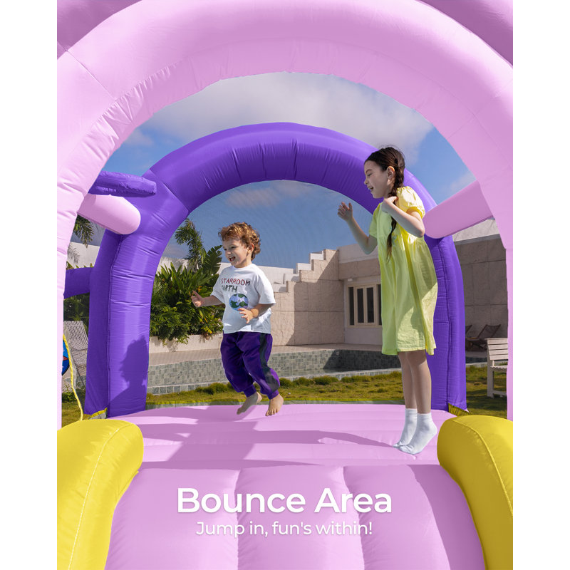 Jeu gonflable avec glissade Outfunny, grand château gonflable pour enfants de 3 à 8 ans avec fosse à balles, extérieur et intérieur, zone de rebond intérieure 8 pi x 8 pi, capacité 400 lb - mauve