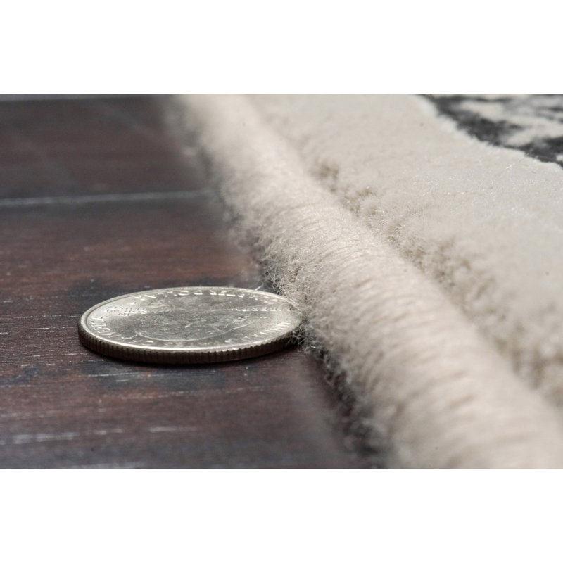 Tapis oriental crème / gris / noir Attell, Rectangle 6 pi 7 po x 9 pi 6 po