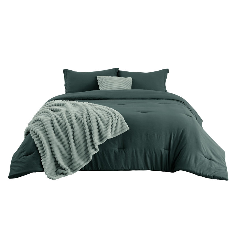 Bedsure All Season Boho Bed in a Bag with Throw Blanket and Decorative Pillow, Lightweight Comforter, Emerald Green