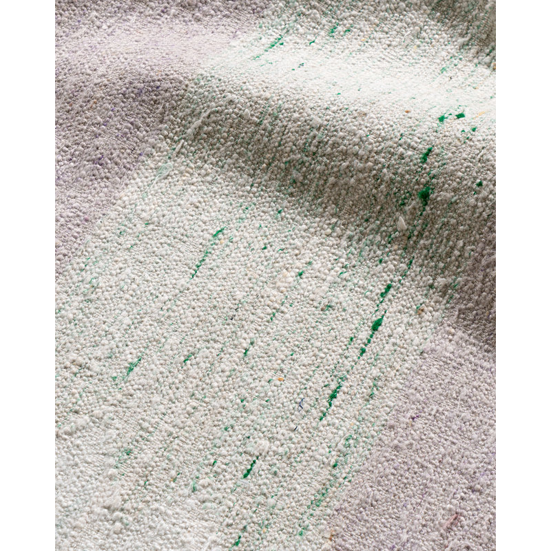Cotton Area Rug in Ivory/Pink