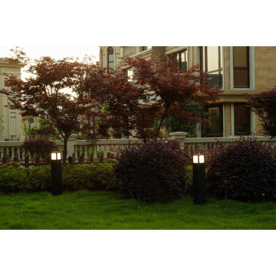 Beacon,25in,Bollard,9w,Bk