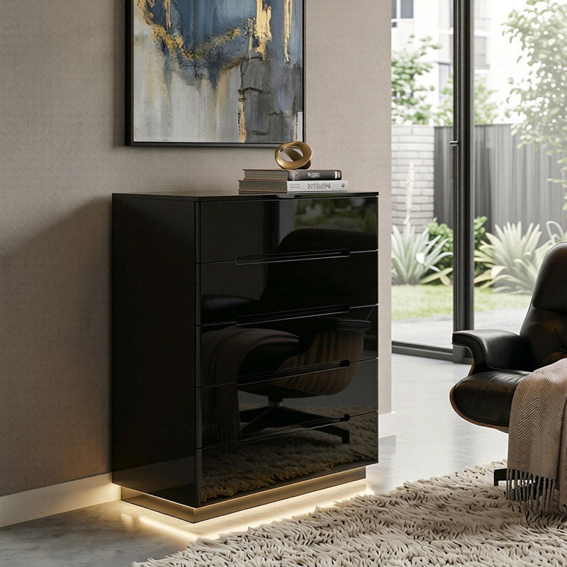Diley 31.5'' W 5 - Drawer Dresser, Black