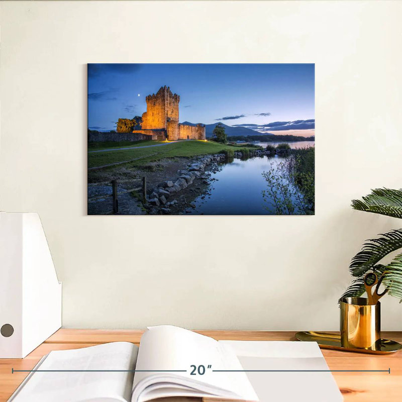 Château de Ross, H 8 po x l 12 po