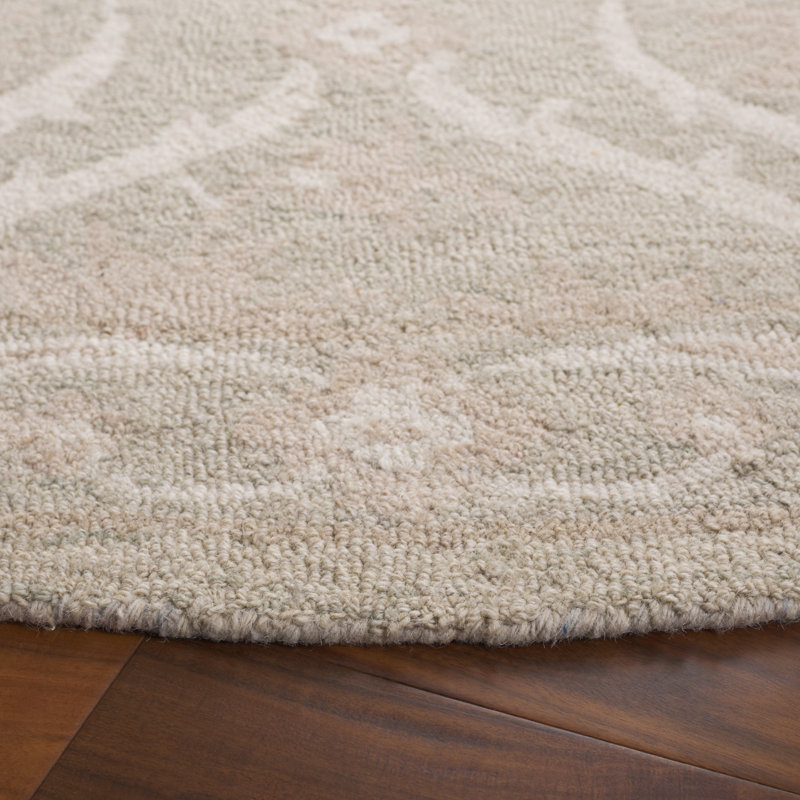 Angeletta Tufted Wool/Cotton Damask Rug in Light Gray/Ivory, Round 6'