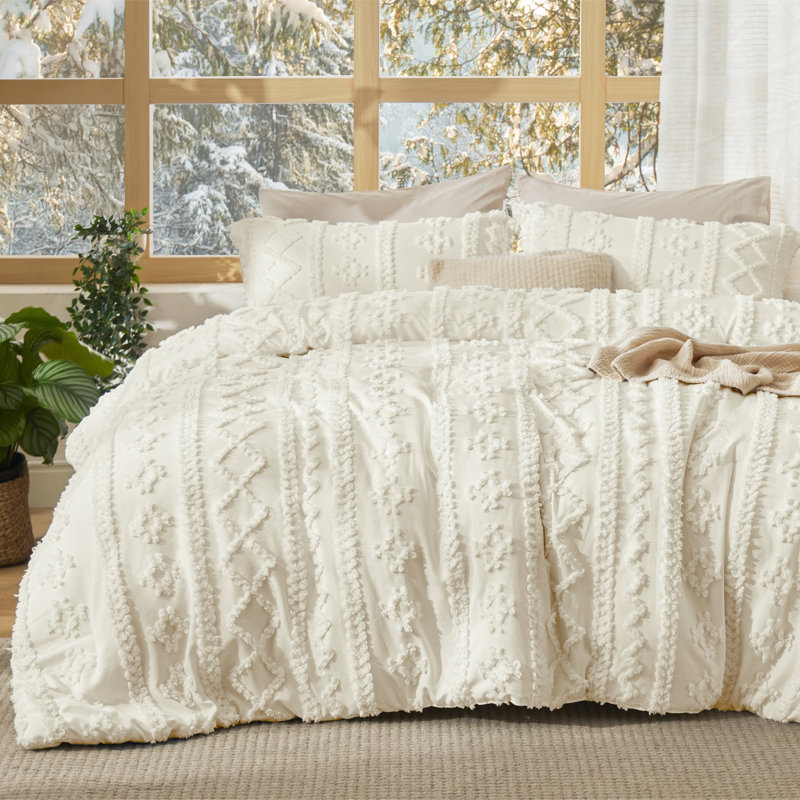 Bedsure Tufted Embroidery All-Season Microfiber Comforter Set, Oversized Queen Comforter + 2 Standard Shams, Ivory