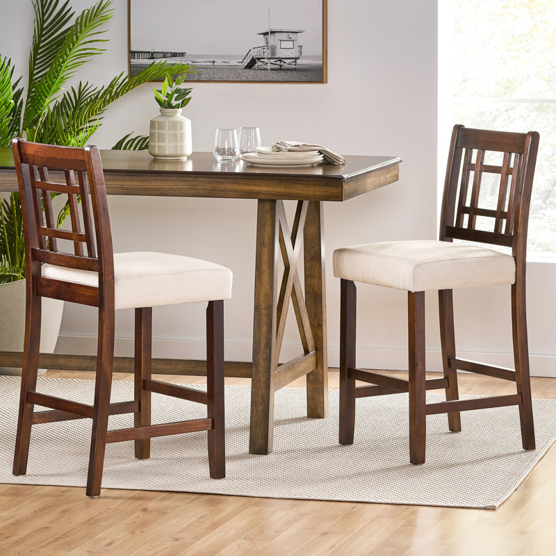 2 chaises à hauteur de comptoir - coussin de 5 cm et beige