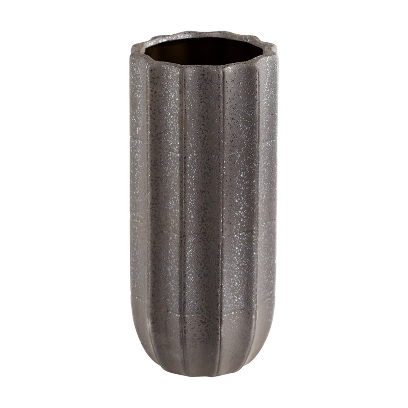 Vase Brutalist, H 13,5 po x l 6 po x P 6 po