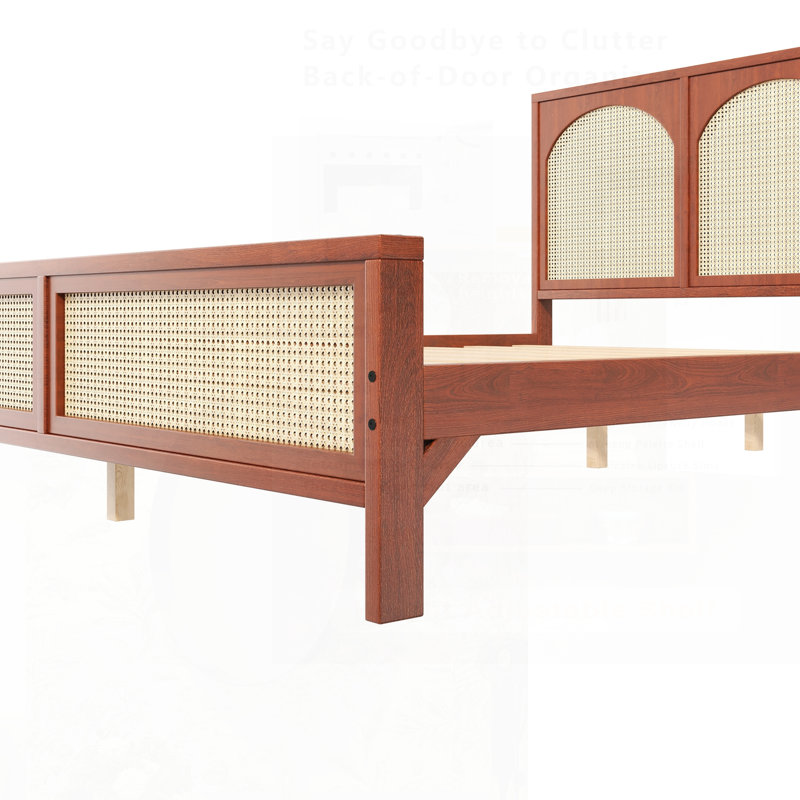 Lit plateforme en bois avec tête et pied de lit en rotin, combinant élégance naturelle et confort pour une chambre à coucher relaxante.
