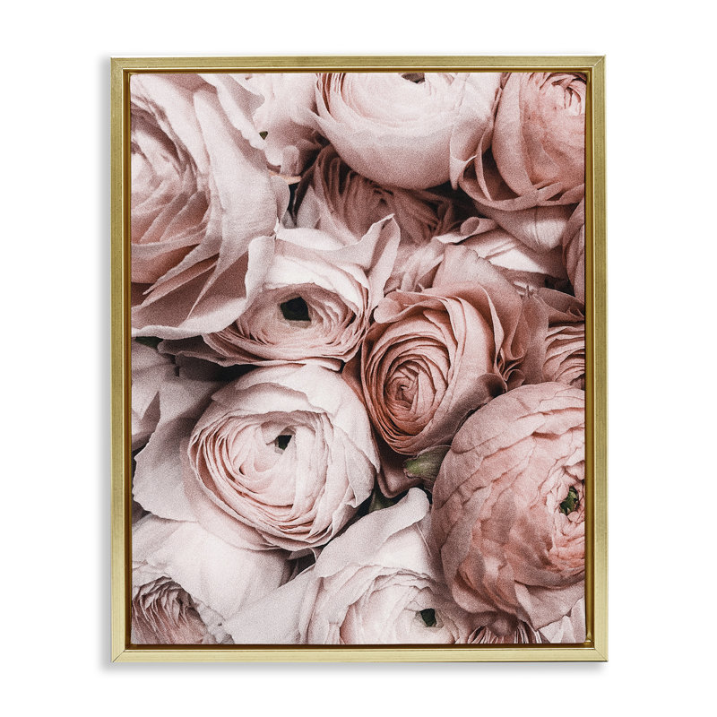Pivoines roses en sourdine par Incado, Cadre flottant métallique doré, H 21 po x l 17 po