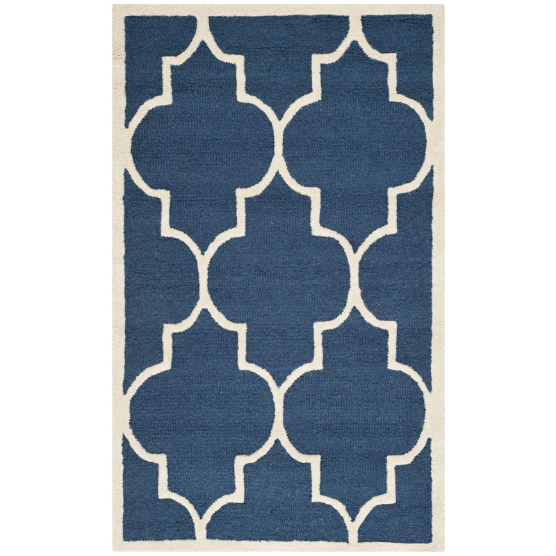 Tapis bleu marine / ivoire en laine à motif géométrique Cannen, Rectangle 2 pi 6 po x 4 pi
