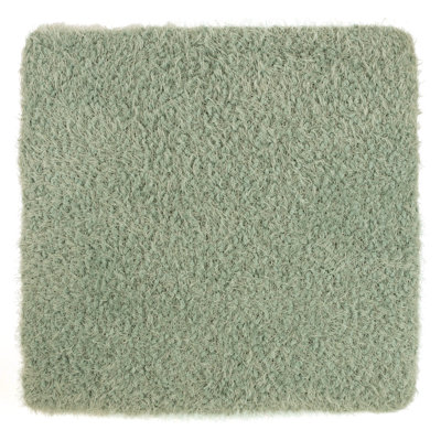 Pizzazz 50" x 70" Washable Throw Blanket