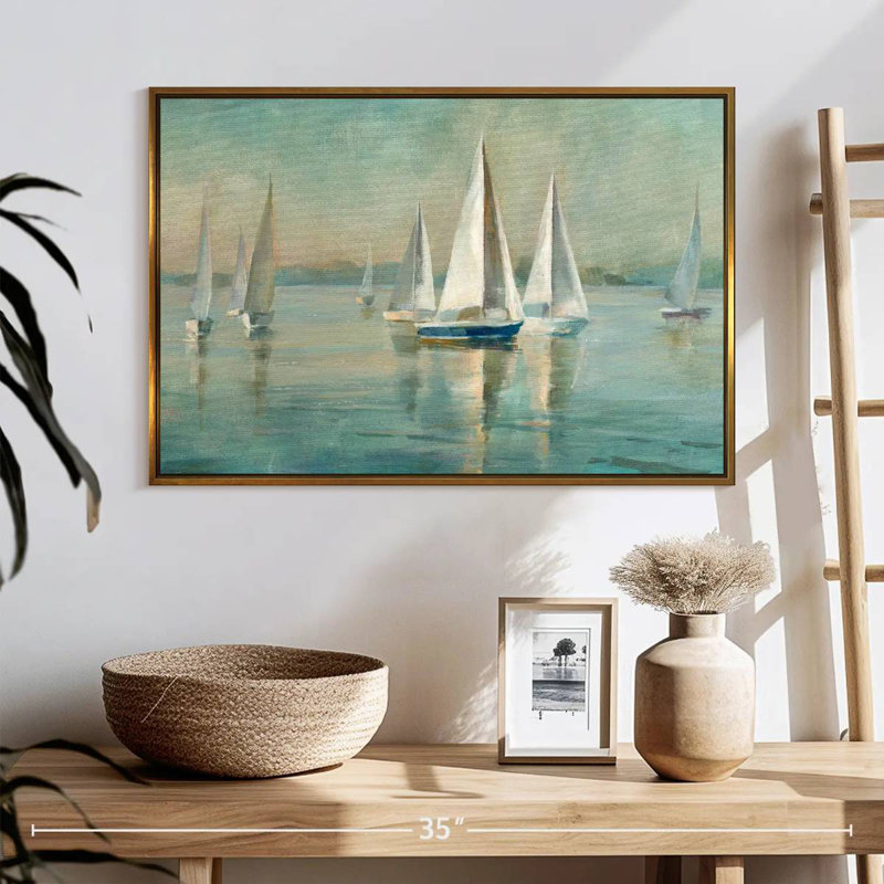 Voiliers au lever du soleil, 25 po x 17 po, Cadre flottant doré
