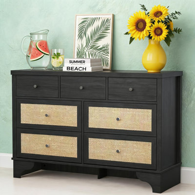 Commode spacieuse à 7 tiroirs - Commode en bois robuste de style Mid-Century avec accents en rotin naturel - Organisateur de rangement pour la chambre à coucher - Idéal pour le salon, le vestibule ou le couloir.