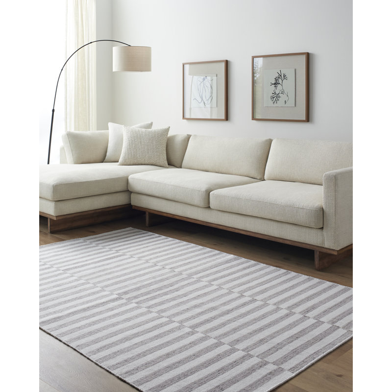 Evett Striped Indoor / Outdoor Rug, Rectangle 8' x 10'
