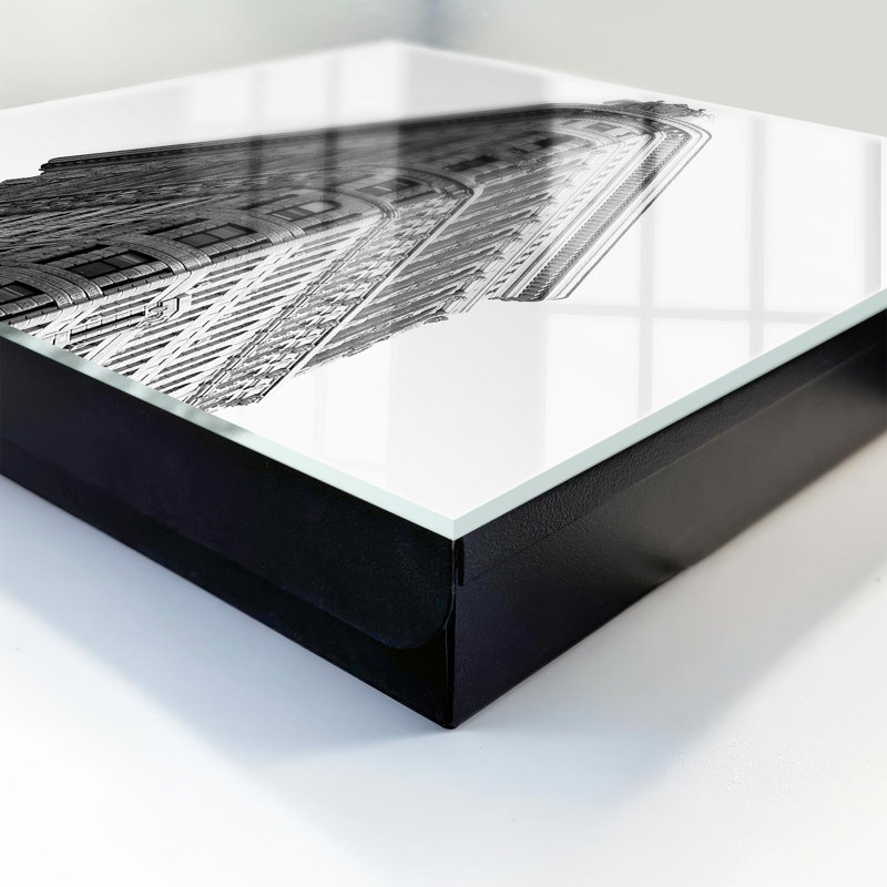 Key box for wall, Opens to the left, 30x30x5, White, Monumental architecture in black and white, 