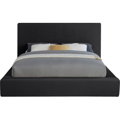 Ishia Velvet Upholstered Bed