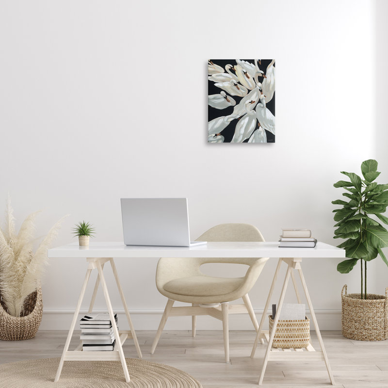 «Gathered Swans», art mural sur toile par Haley Knighten, H 20 po x l 16 po