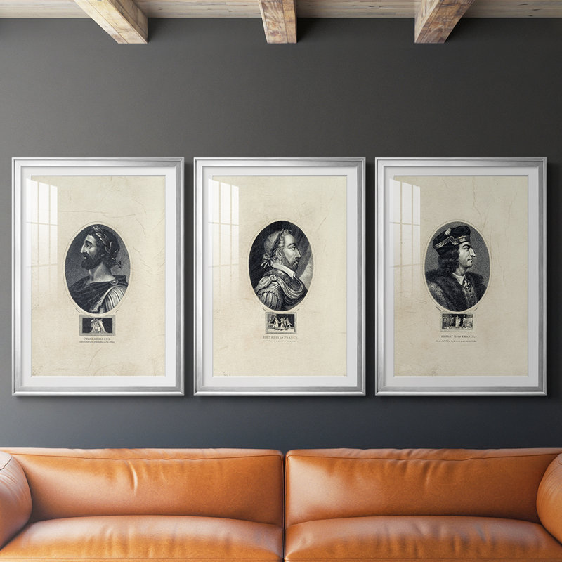 Royal Portraits I - Impression personnalisée de qualité supérieure avec passe-partout - 3 pièces, H 27 po x l 39 po