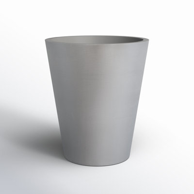 Pro Series Curve Thirty Planter
