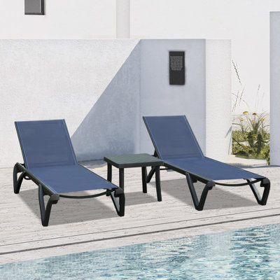 Ixtzel 3 Piece Outdoor Metal Chaise Lounge with Table Set by Latitude Run