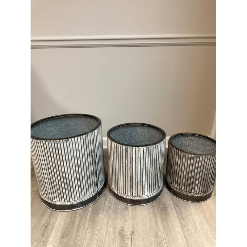 Gracie Oaks Decorative Bin